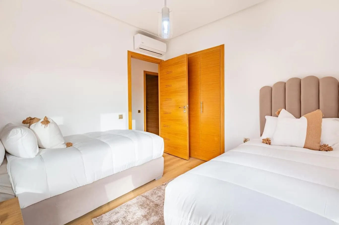 New! App Spacieux Avec Piscine Et Parking A Saphir Marrakesh 0*,  Morocco